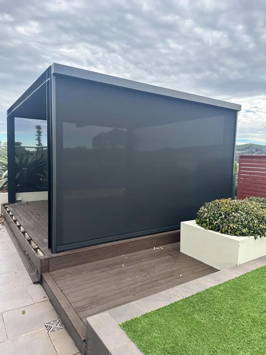 Outdoor Zip System Blinds – Window Blinds Central Coast | The Blind Crew Outdoor zip system blinds installed by The Blind Crew – weather-sealed window blinds for shade, privacy and wind protection across the Central Coast.